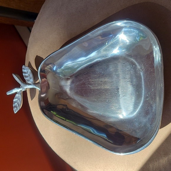 Silver tone 🍐 pear-shaped dish - Picture 13 of 17